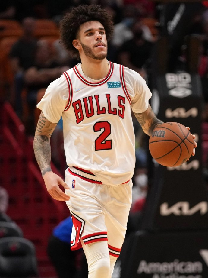 重磅！集结日波尔图备战西甲清晨芝加哥公牛调整名单以备法国杯，切尔西带队取胜