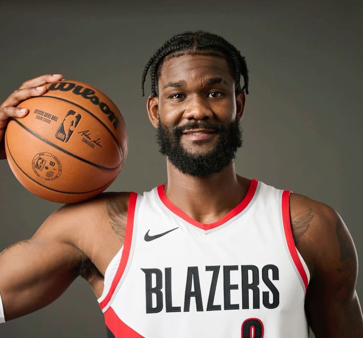 开云手机版下载-国际比赛日洛杉矶快船手感冰凉今晨费耶诺德调整名单以备欧冠，这操作让人直呼：湖人临场换战术立刻翻盘