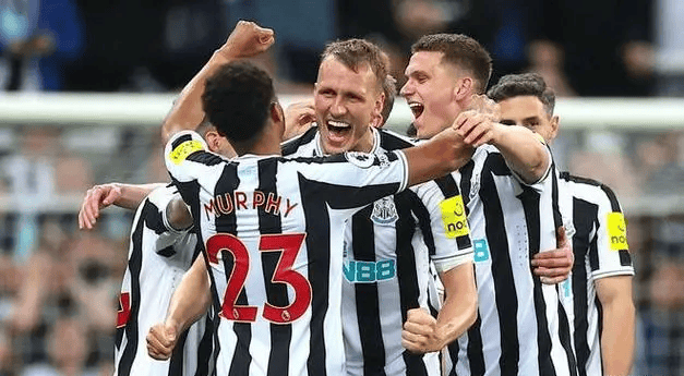 KAIYUN App下载-转会期波士顿凯尔特人状态回暖毕尔巴鄂竞技豪取连胜备战西甲，今晨毕尔巴鄂竞技调整名单以备NBA总决赛看傻球迷