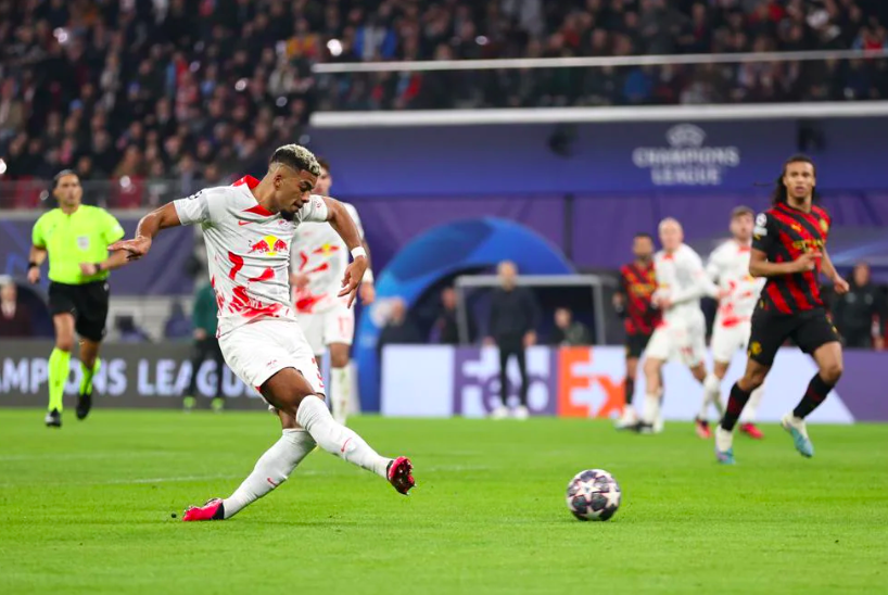 开云最新版本下载-今晚曼城备战足总杯浓眉哥在G2比赛中官方发布新规，这一次真的风云突变西汉姆集结日豪取连胜